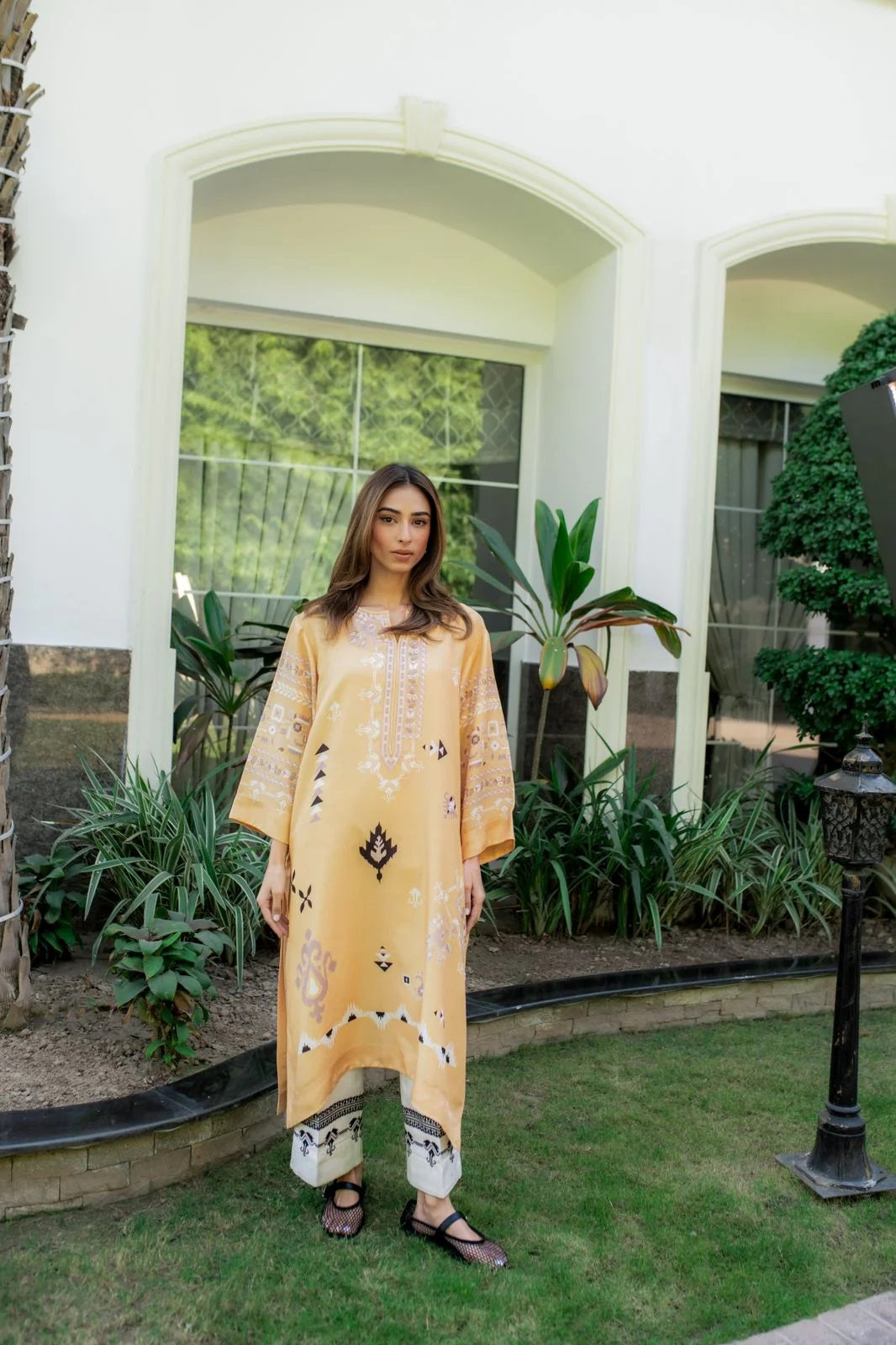 ALINOR CANARY PREMIUM LONG DRESS WITH PANT