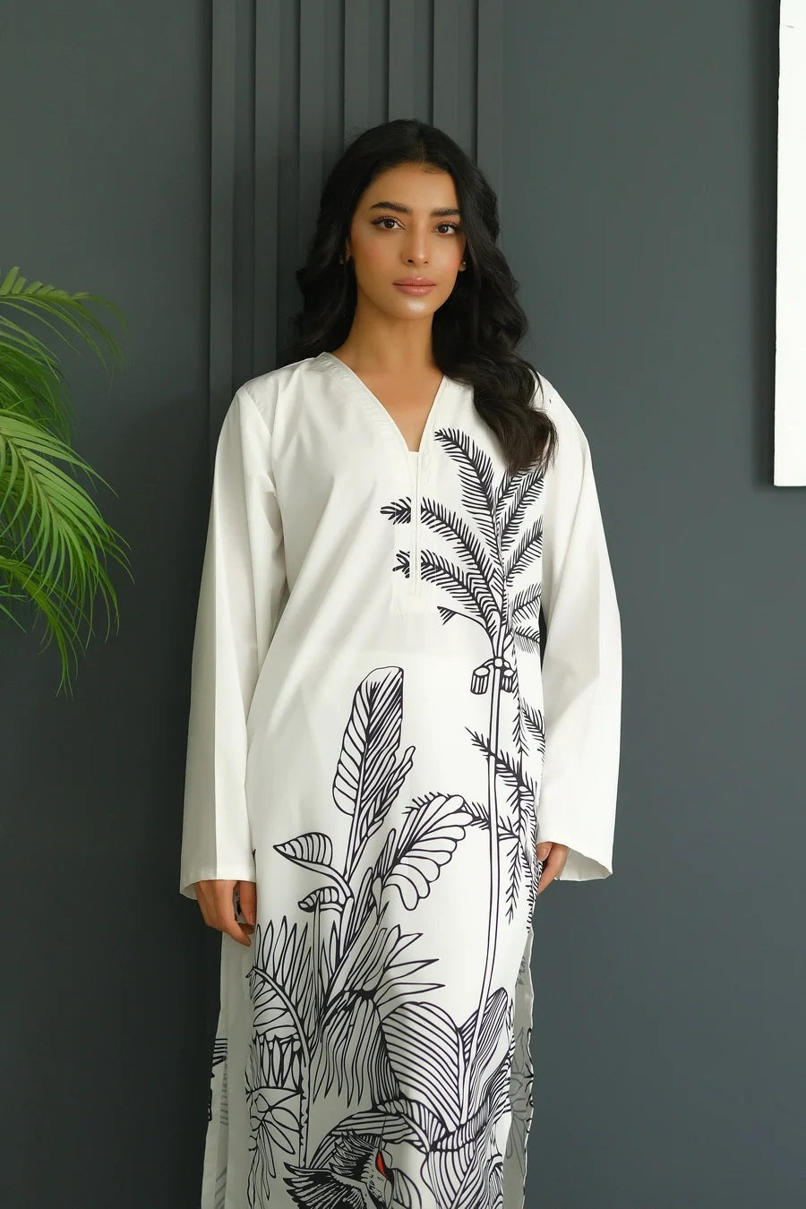 WHITE BOTANICAL V-NECK PREMIUM COORD SET