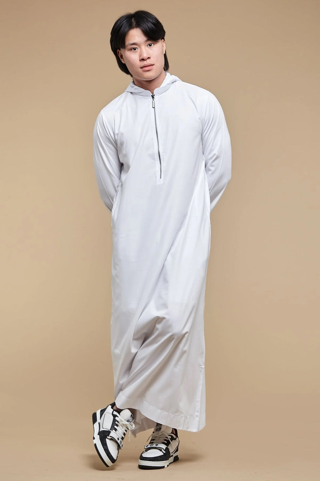 PREMIUM WHITE ZIPPER THOBE WITH HOODIE