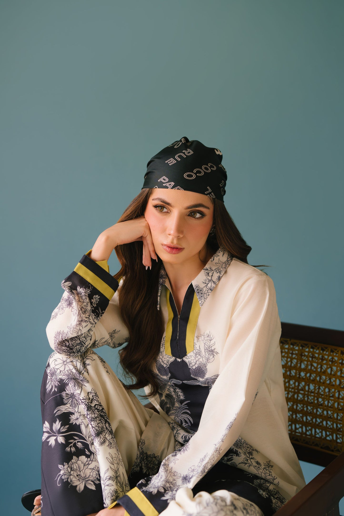 BAROQUE SHINE PREMIUM TOP AND PANT SET