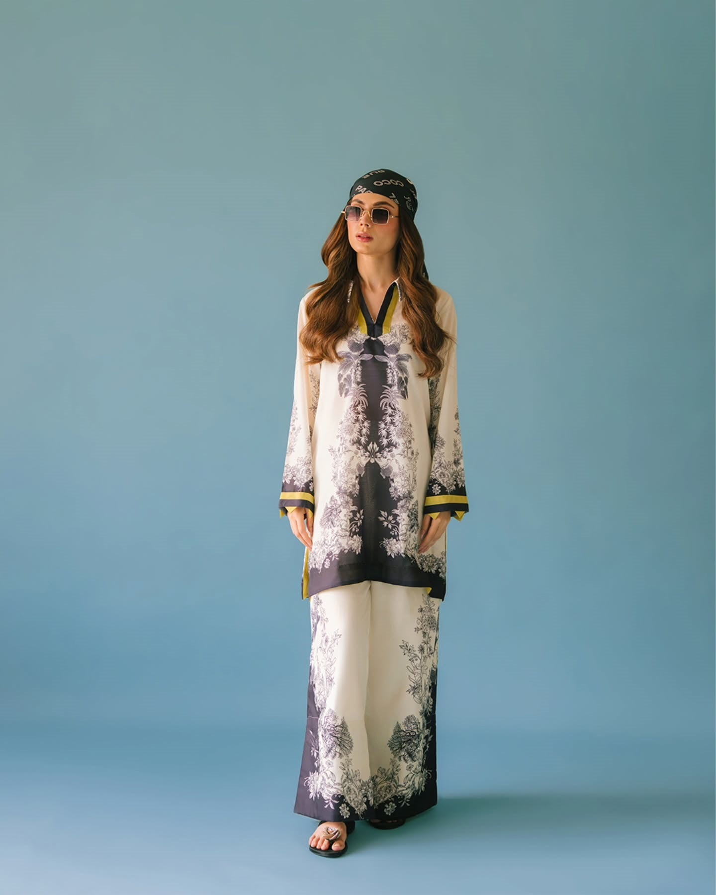 BAROQUE SHINE PREMIUM TOP AND PANT SET