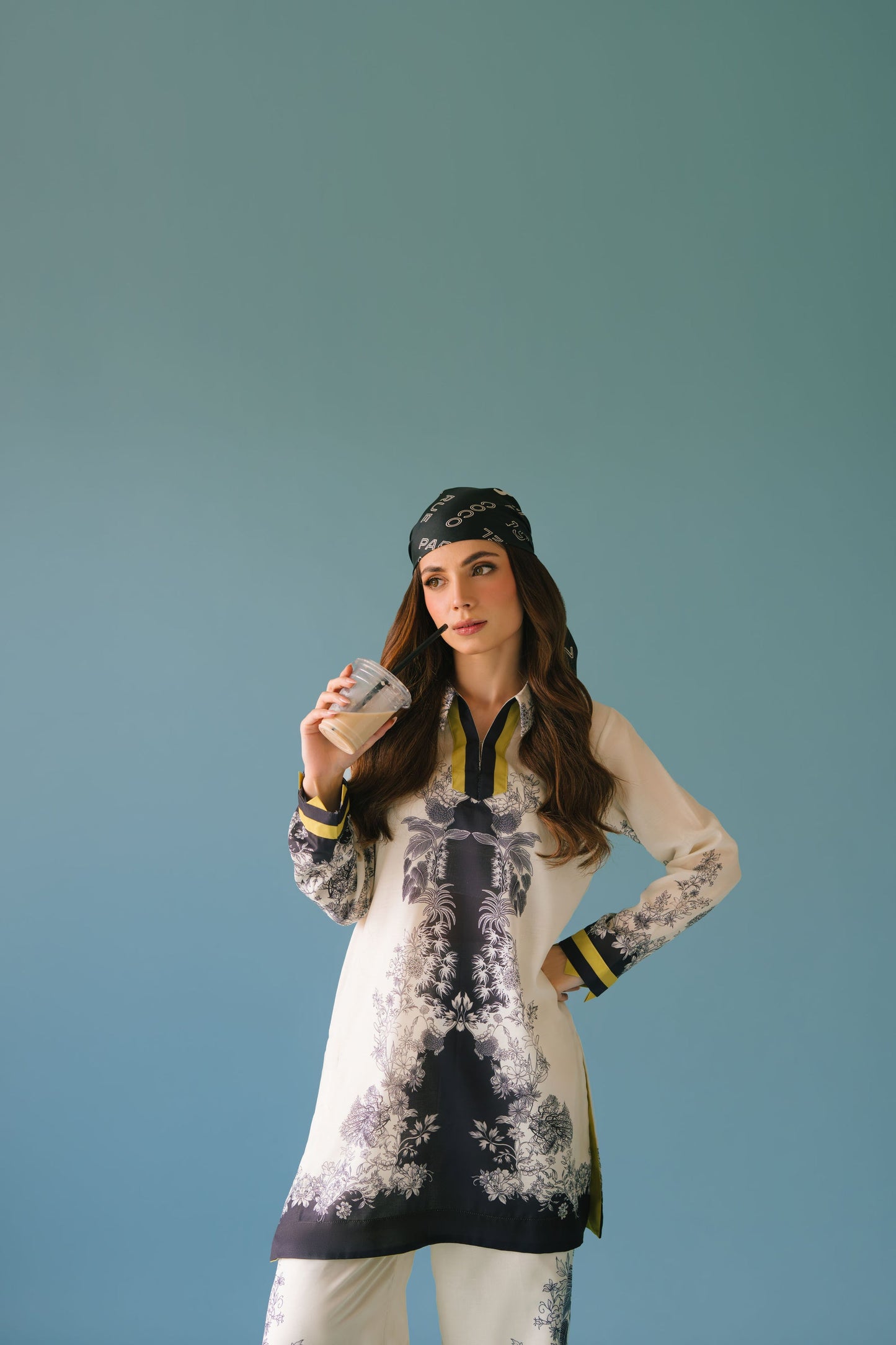 BAROQUE SHINE PREMIUM TOP AND PANT SET