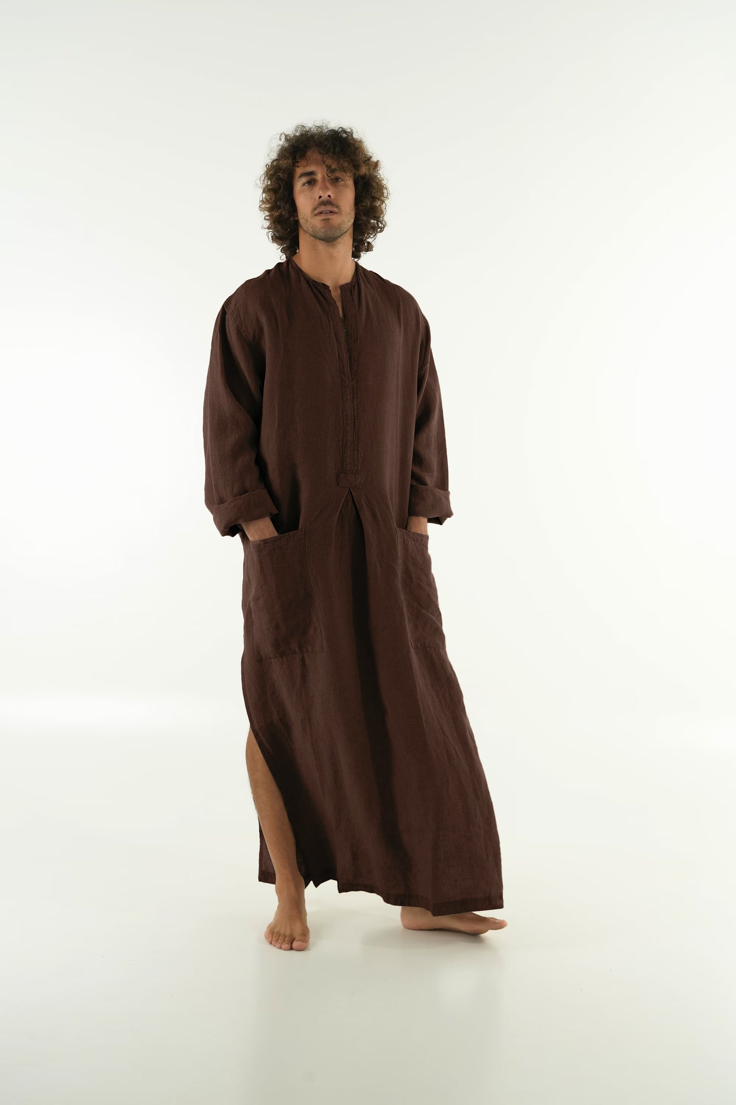 HIGH QUALITY PREMIUM ARAB STYLE ROUND LINE JUBBA THOBE