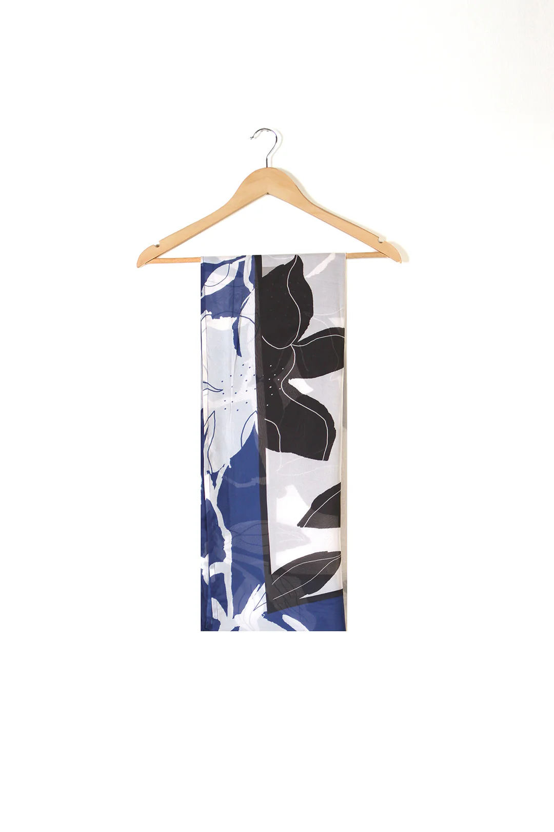 VERSATILE FASHION - ELEGANT BLUE AND WHITE FLORAL PRINT LONG DRESS