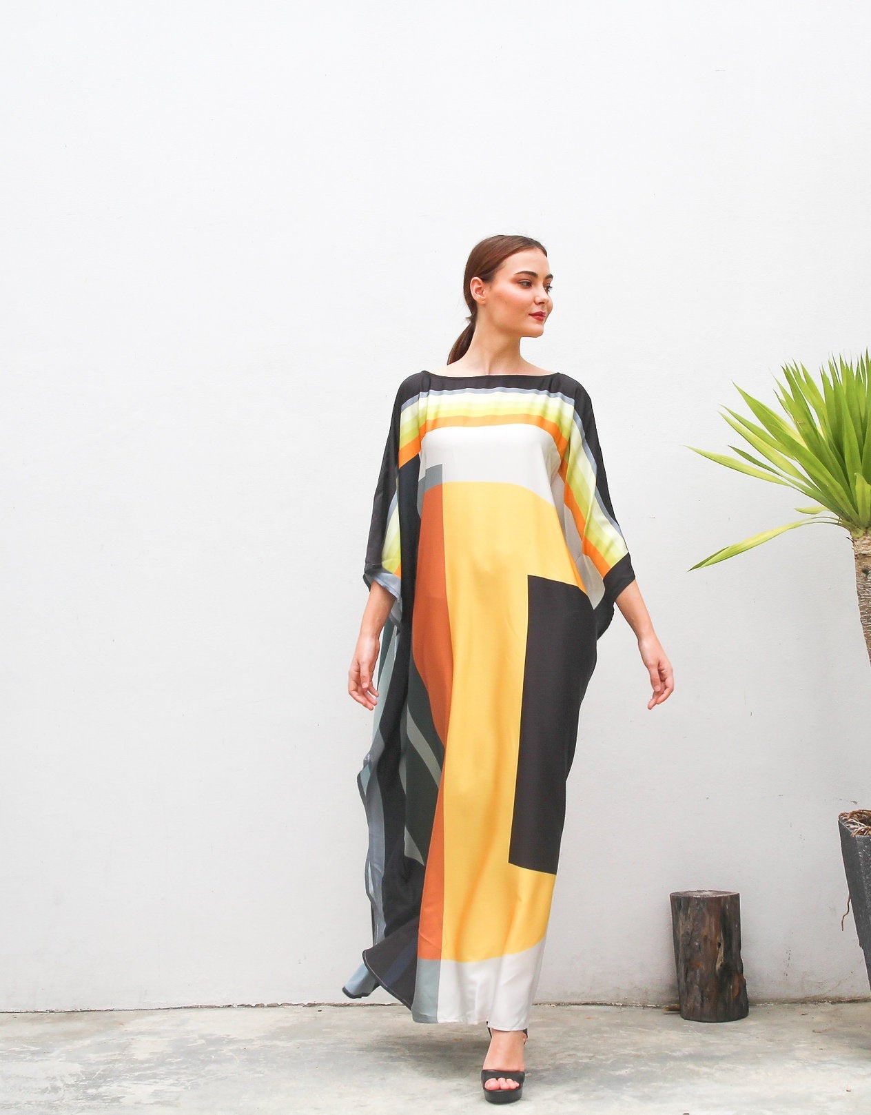 MULTI COLOUR WIDE WIDTH KAFTAN WING STYLE