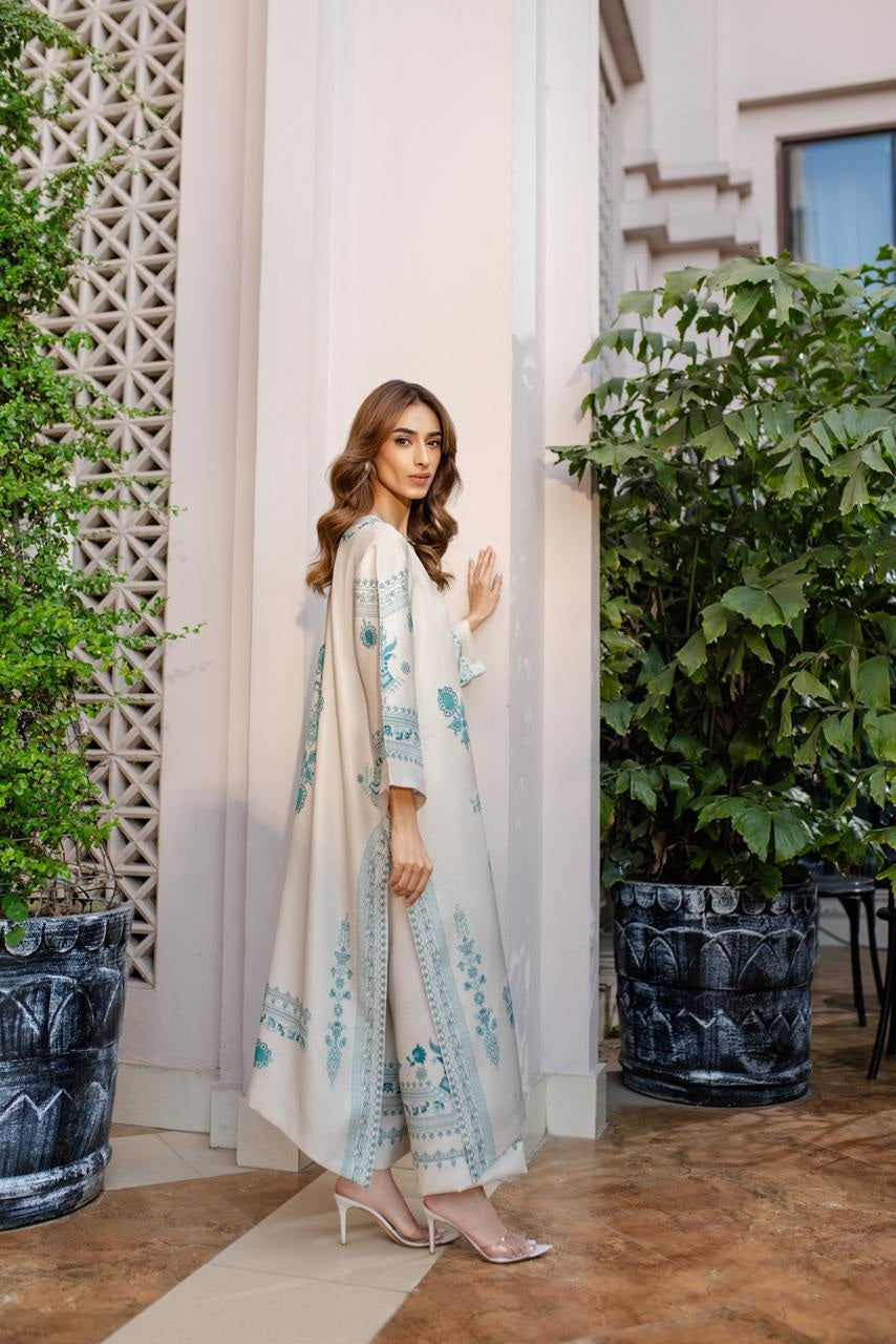 URBAN HEIRLOOM LUXE  TOP AND PANT SET