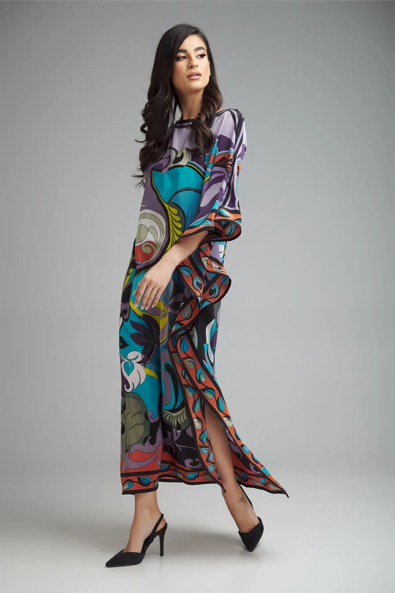 VIBRANT ABSTRACT PRINTED KAFTAN DRESS