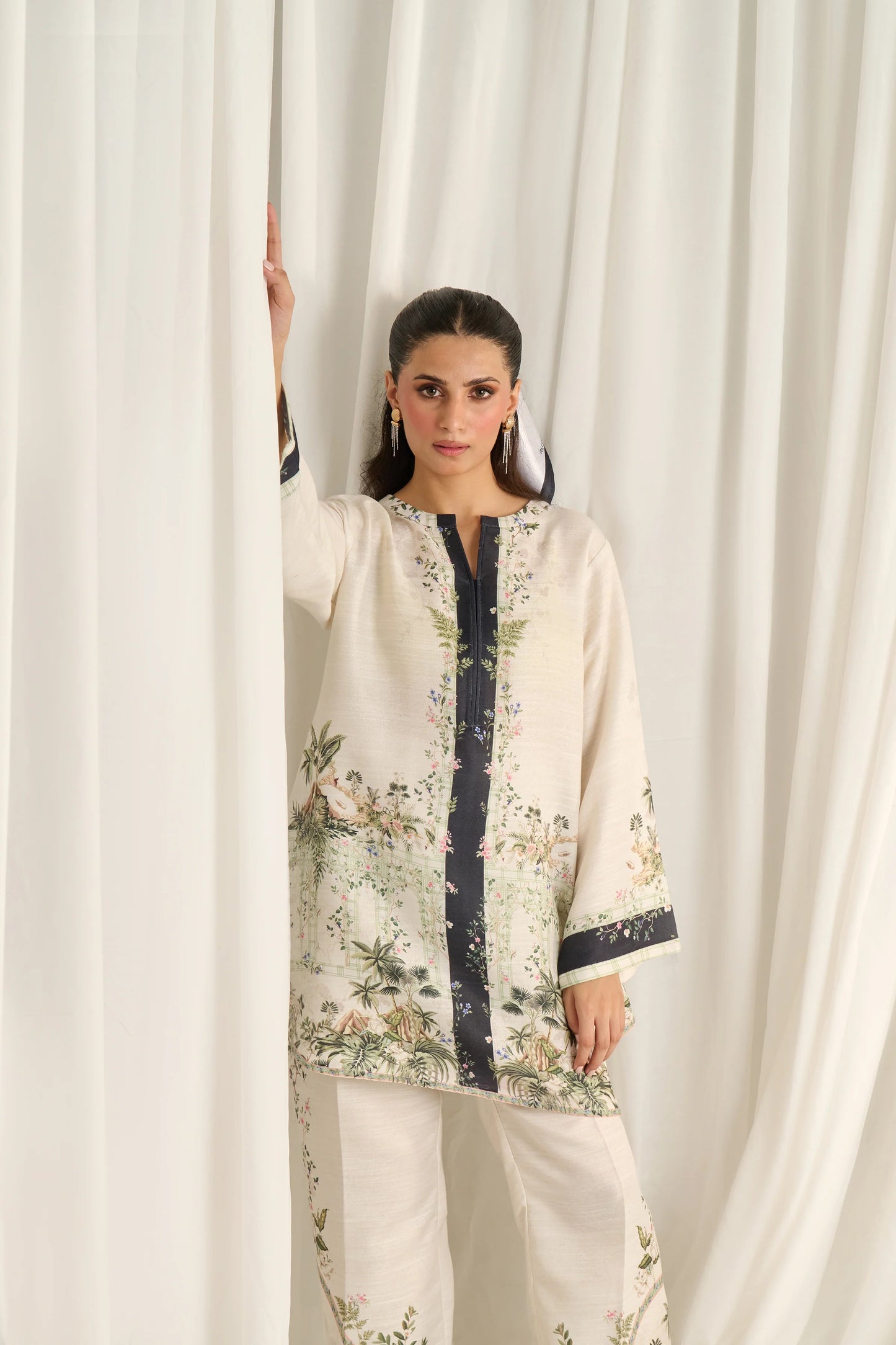 BOHO IVORY ELEGANT COORD SET