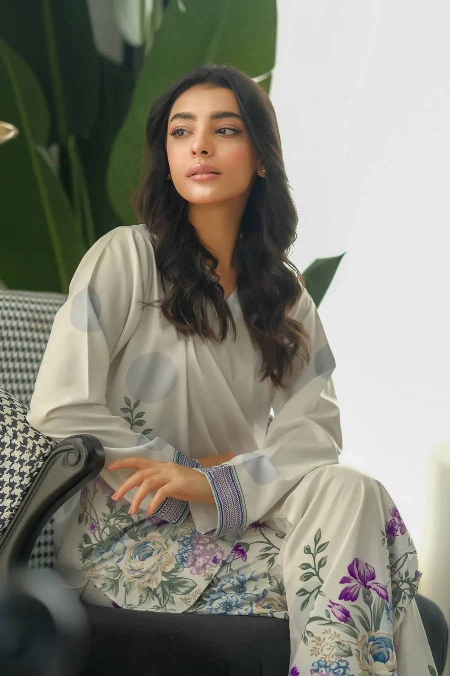 Royal Oasis Premium Top And Pant Set
