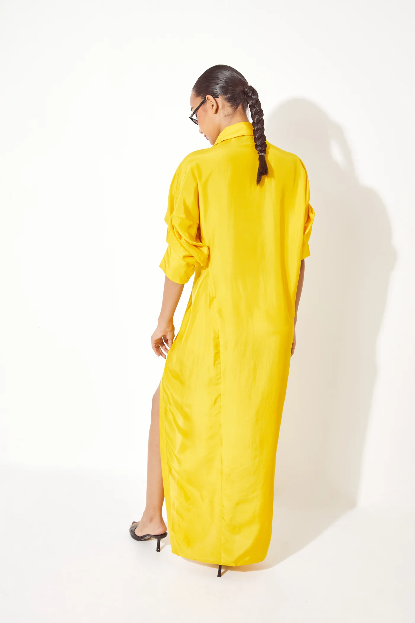 YELLOW SLEEK STYLE COLLAR WEAR LONG SLIT DRESS