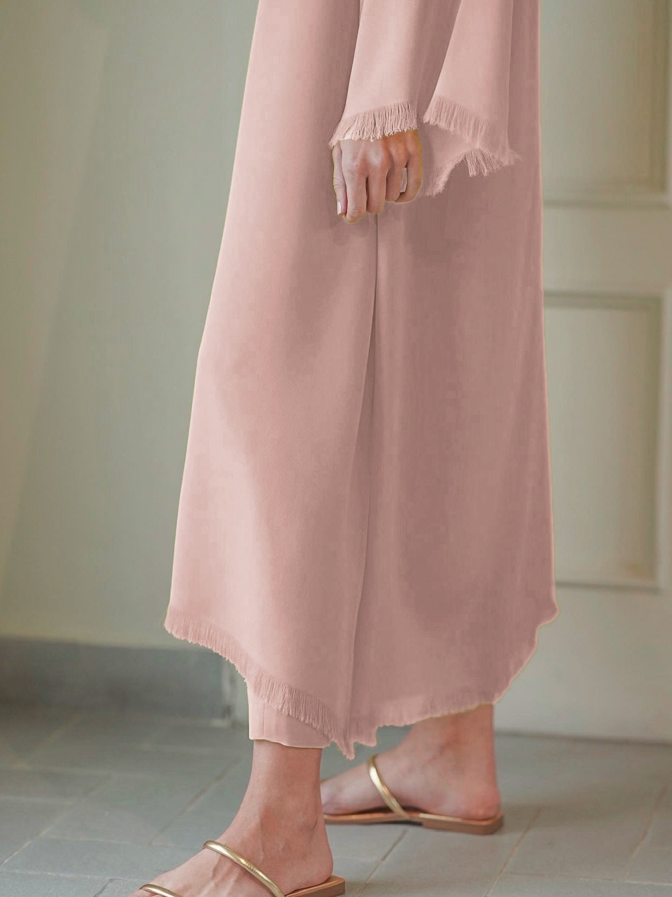 FRAYED BLUSH PREMIUM LONG TOP AND PANT SET