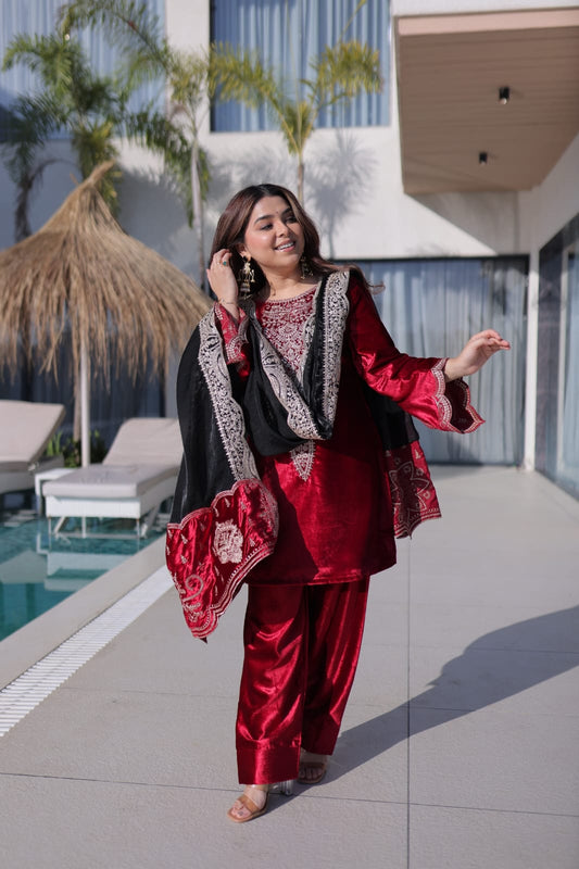 REGAL ZARI SALWAR SUIT WITH DUPATTA