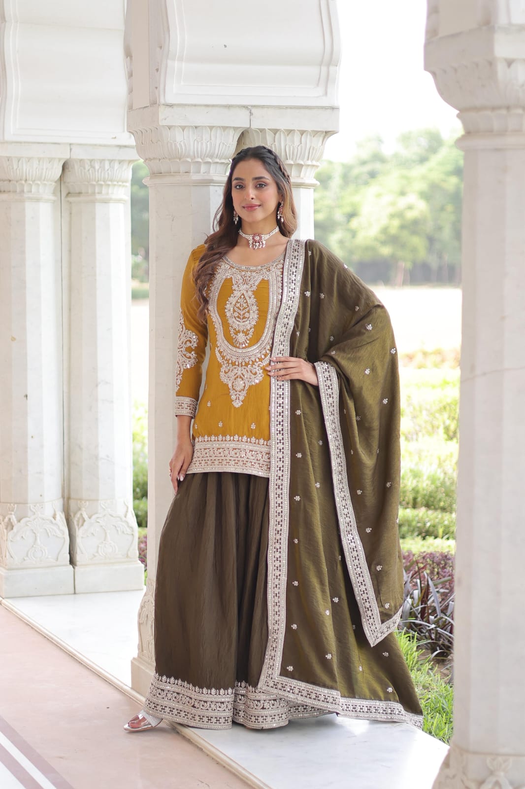 REGAL DUAL-TONED SHARARA SET WITH DUPATTA