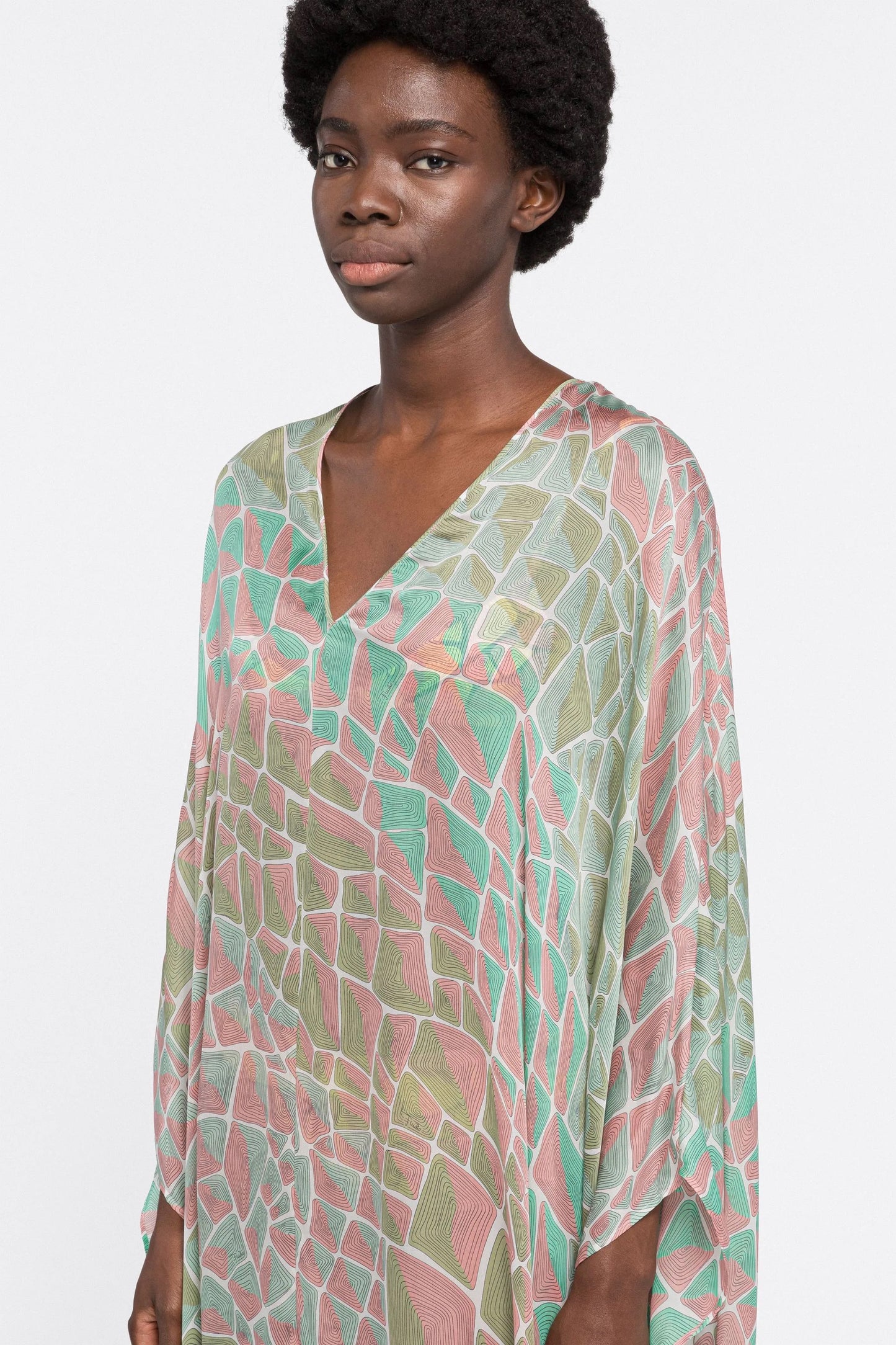 BRICK STYLE PREMIUM  V-NECK KAFTAN