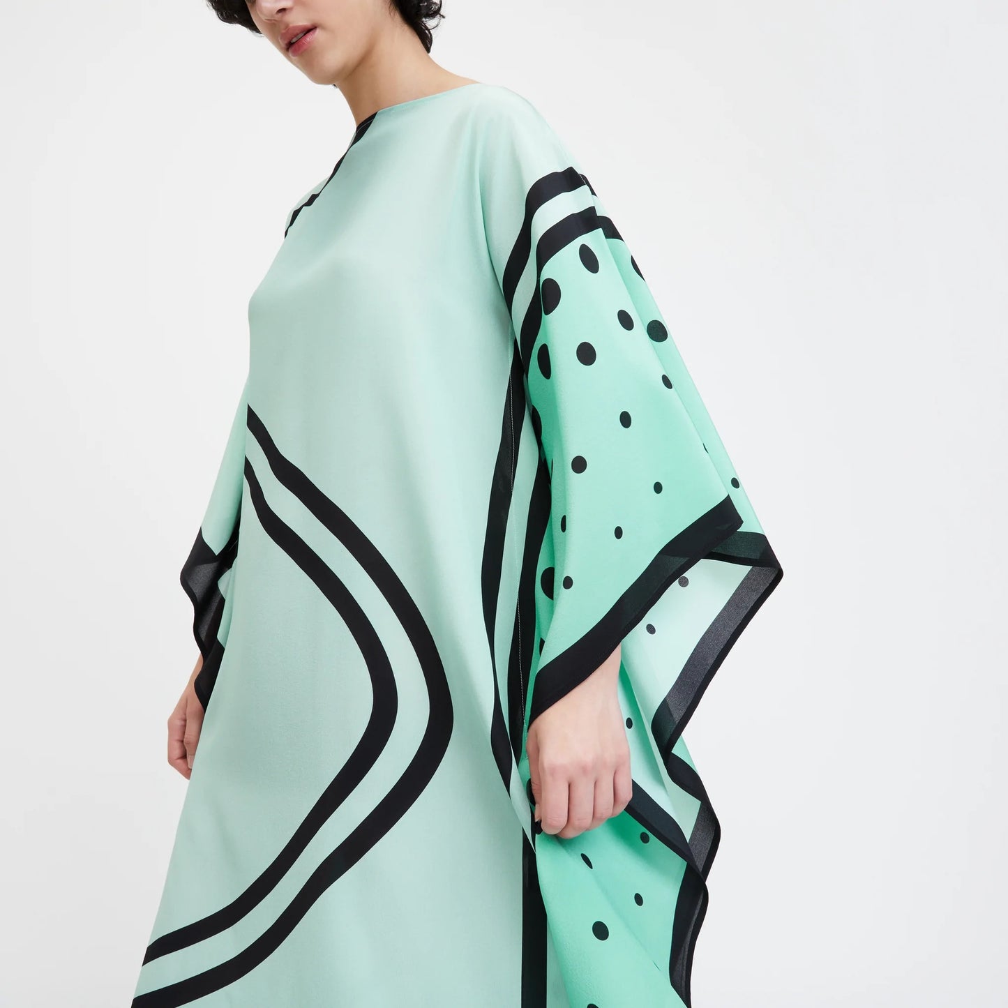 DOT PRINTED STYLE FRENCH MOSS BEACH KAFTAN