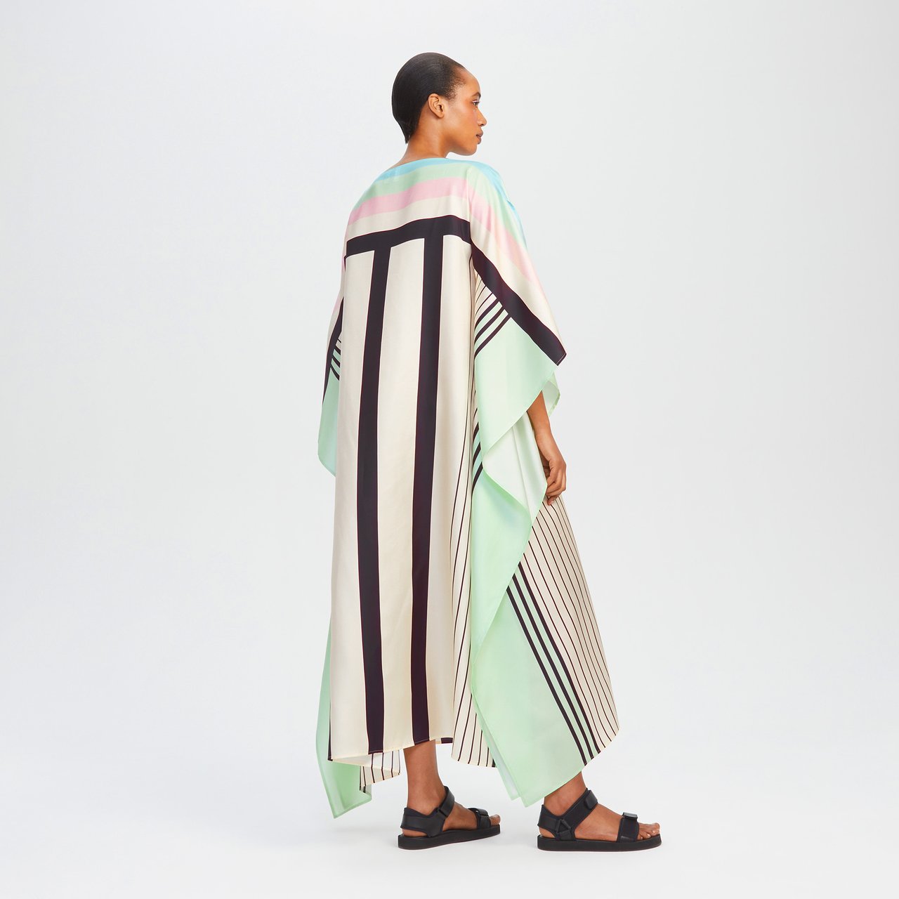 Casual Wear Printed Stripped Pattern Style Satin Silk Kaftan