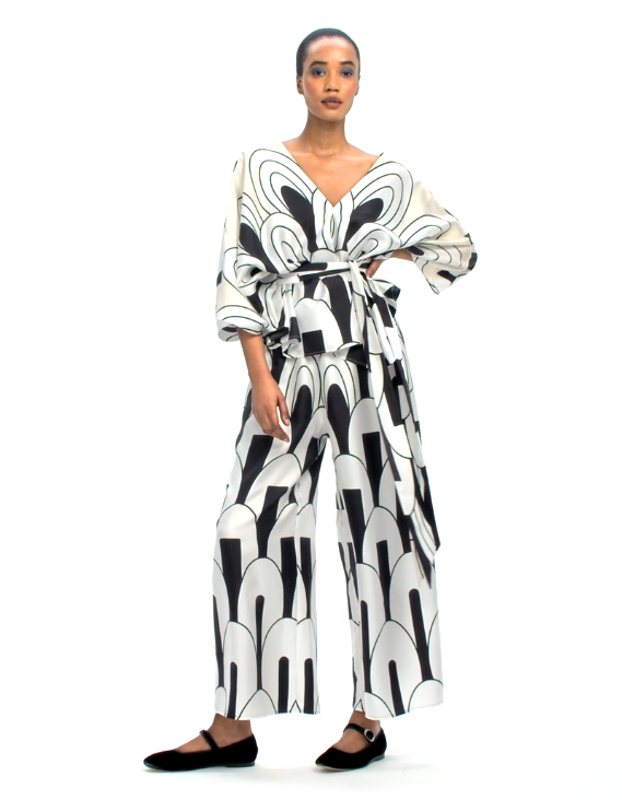 V- NECK BLACK AND WHITE BELT STYLE PLAZO PREMIUM KAFTAN